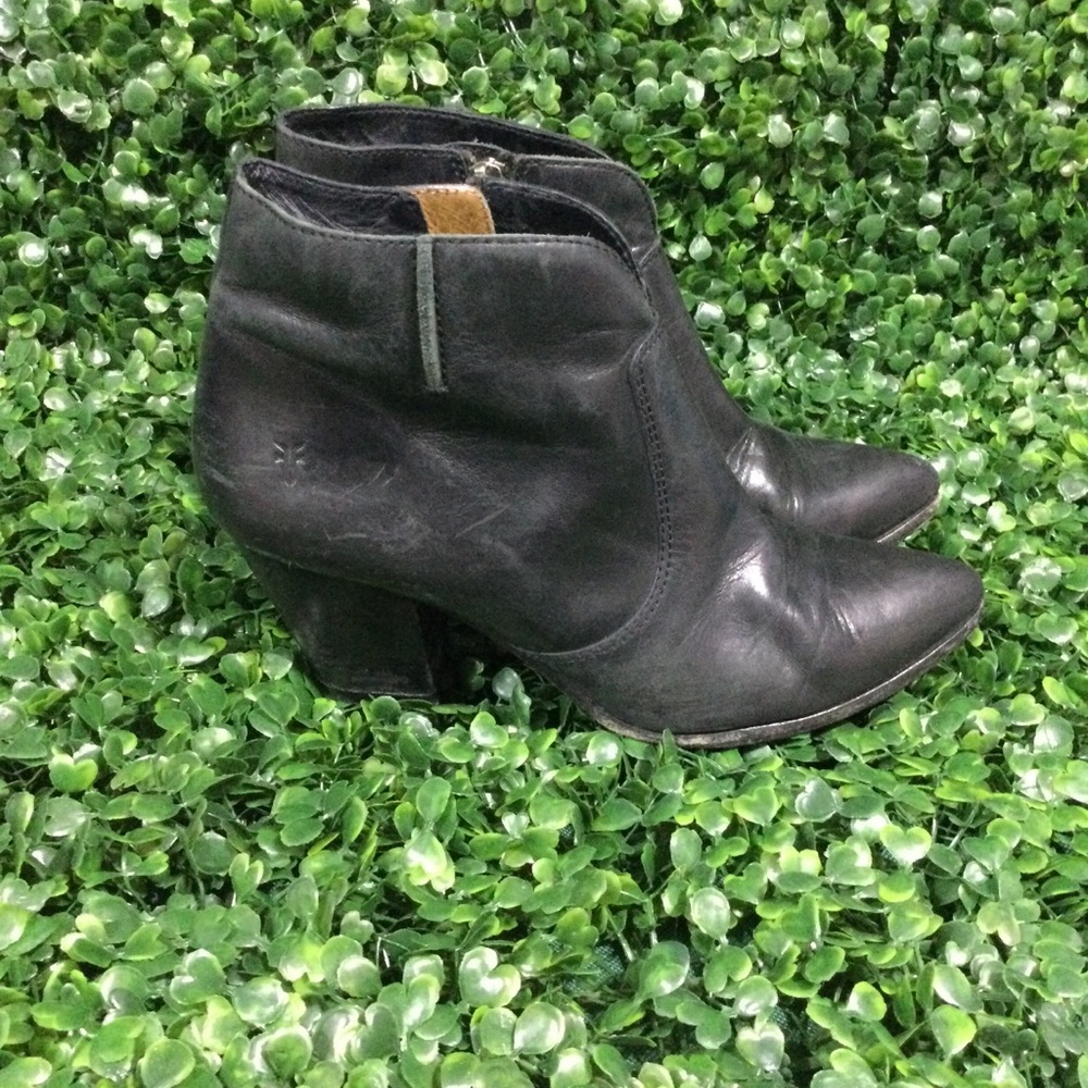 Frye Jennifer Ankle Boots womens size 7